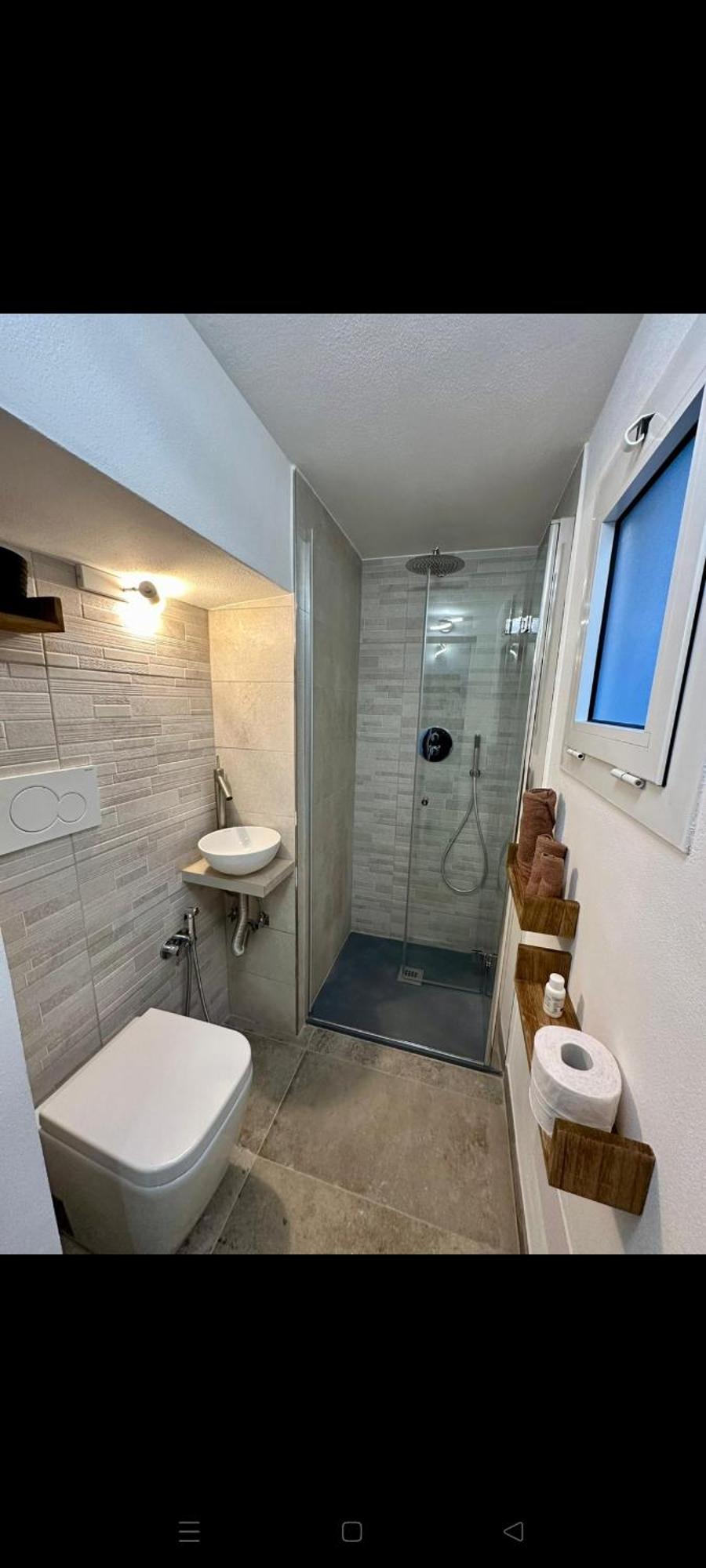 Koman House Savona Kültér fotó